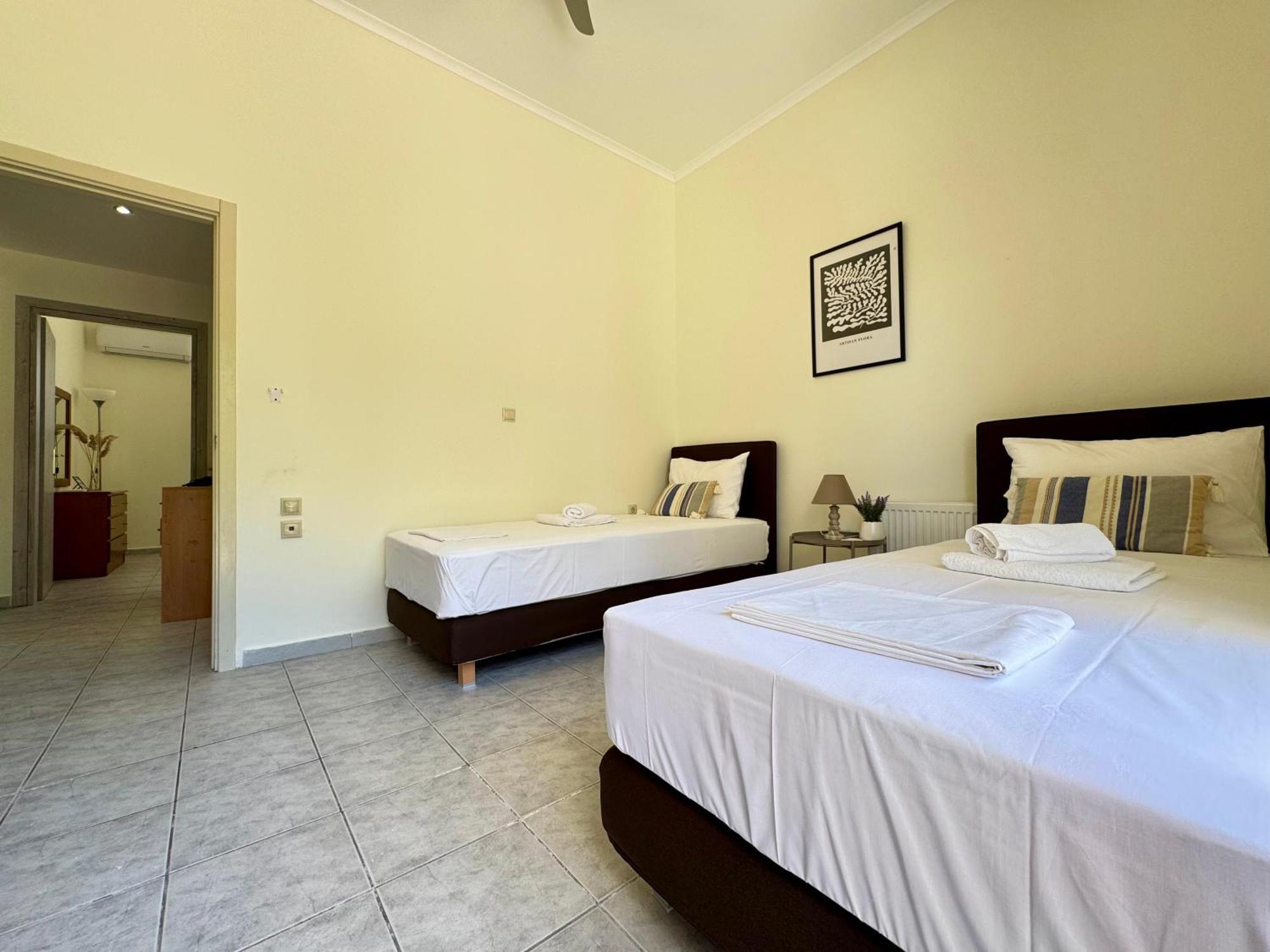 Spacious & Cozy Apartment, With Big Yard, In Kos Экстерьер фото